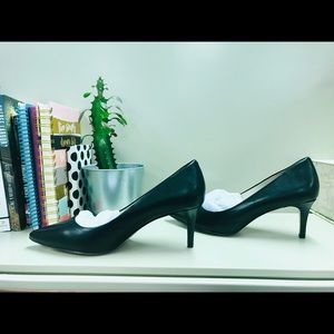 Louise et Cie Black heels